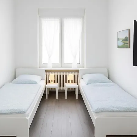 Ruhrpottimmo - Zentrale In - Bis Zu 7 Pers Lägenhet Iserlohn