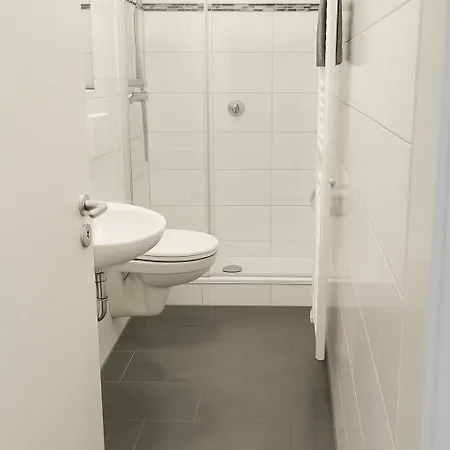 Ruhrpottimmo - Zentrale In - Bis Zu 7 Pers Апартаменты Изерлон