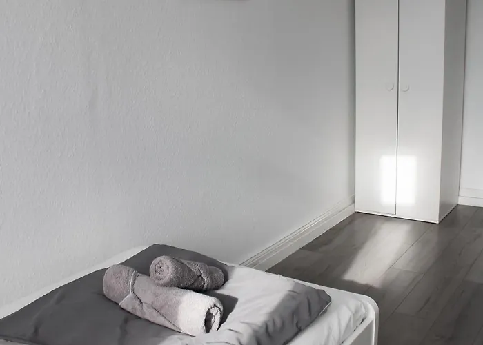 Ruhrpottimmo - Zentrale In - Bis Zu 7 Pers Appartement Iserlohn